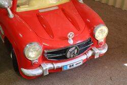 A Mercedes 300SL Style Child Car