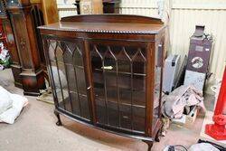 Early C20th Mahogany 2 Door Display Cabinet  