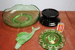 Art Deco 4Piece Josef Inwald  green glass and39Poisson Volantand39 Float Bowl set