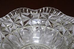 A Quality Vintage Pressed Glass Fruit Bowl