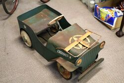 Vintage Cyclops Jeep Pedal Car in Original Condition 