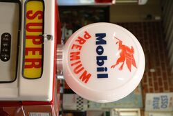 Vintage Wayne 605 Petrol Pump in Mobil Livery