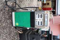 Vintage Wayne 605 Double Petrol  Pump