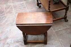 Small Early C20th Oak Gateleg Table 