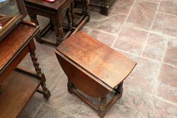Small Early C20th Oak Gateleg Table 