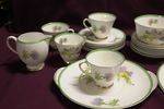 24 Piece Royal Doulton Clamis Thistle Pattern Tea Service Set 