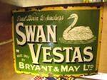 SWAN VESTAS MATCHES ENAMEL SIGN ---ST95