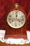 8 Day Mahogany Case Mantle Clock 