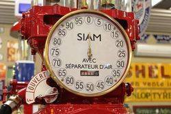 A A Well Restored Siam Clockface Manual Petrol Pump In BP Livery