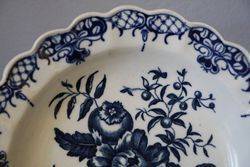 A Wonderful Example Of first Period Worcester Blue + White Plate C175590 