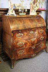 Antique Dutch Bombe Cylinder Bureau In Flame Mahogany  