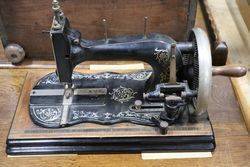 Antique Fiddle Base Sewing Machine 