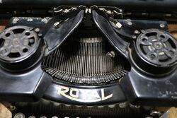 Antique Royal Typewriter 