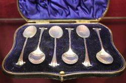 Boxed Set of 6 Silver Spoons London 1905 06