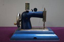 Casige Toy Sewing Machine  