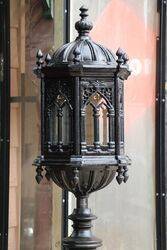 Cast Iron Garden Light 