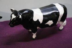 Genuine Beswick Frisian Bull and Cow 