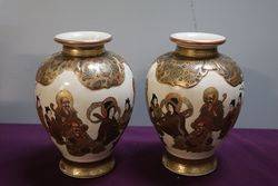 Late C19th Pair Of Fine Quality Satsuma Pottery Vases 