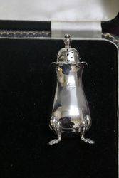 Lovely Quality Boxed Sterling Silver 8 Piece Cruet Set  