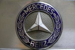 Mercedes Benz Grille