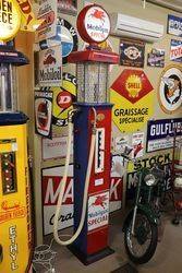 Mobilgas Petrol Pump