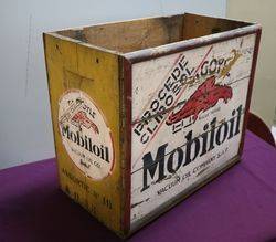 Mobiloil Wooden Box