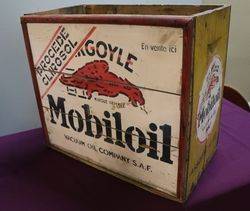 Mobiloil Wooden Box