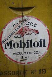 Mobiloil Wooden Box