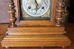 Oak 8 Day Mantle Brass Faced Clock 