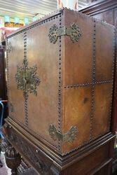 Oak Leather Drinks Cabinet 