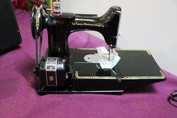 Stunning Vintage Singer 222K Sewing Machine