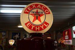 Texaco Petrol Pump