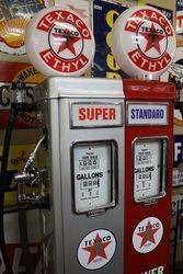 Texaco Petrol Pump