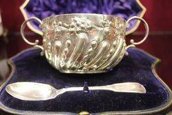 Victorian 2Handled Embossed Porringer London 1899