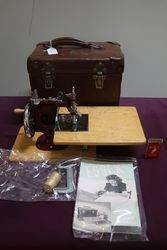Vintage Essex Sewing Machine With Case And All Accessories 