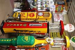 Vintage Gilbert and Barker Manual Petrol Pump in Shell Livery 