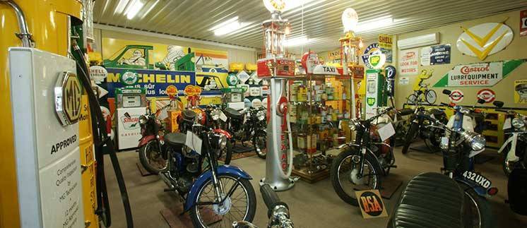 Wewxxxx Videos - XXXX Antique Complex | Antiques & Collectables on display in Castlemaine,  Central Victoria